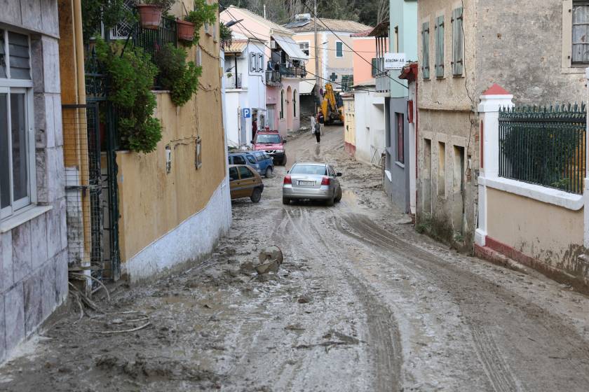 kerkyra kakokairia zimies