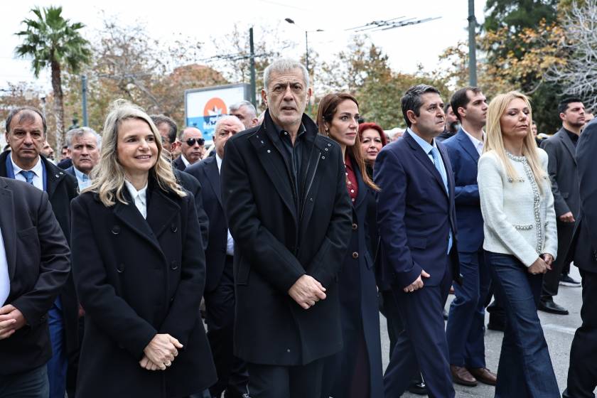 [383524] ΘΕΟΦΑΝΕΙΑ / ΔΟΞΟΛΟΓΙΑ ΚΑΙ ΑΓΙΑΣΜΟΣ ΤΩΝ ΥΔΑΤΩΝ ΣΤΟ ΛΙΜΑΝΙ ΤΟΥ ΠΕΙΡΑΙΑ  (ΓΙΑΝΝΗΣ ΠΑΝΑΓΟΠΟΥΛΟΣ/EUROKINISSI)