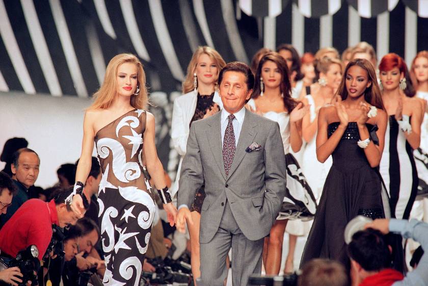 Valentino Garavani,Naomi Campbell,Karen Mulder,Claudia Schiffer