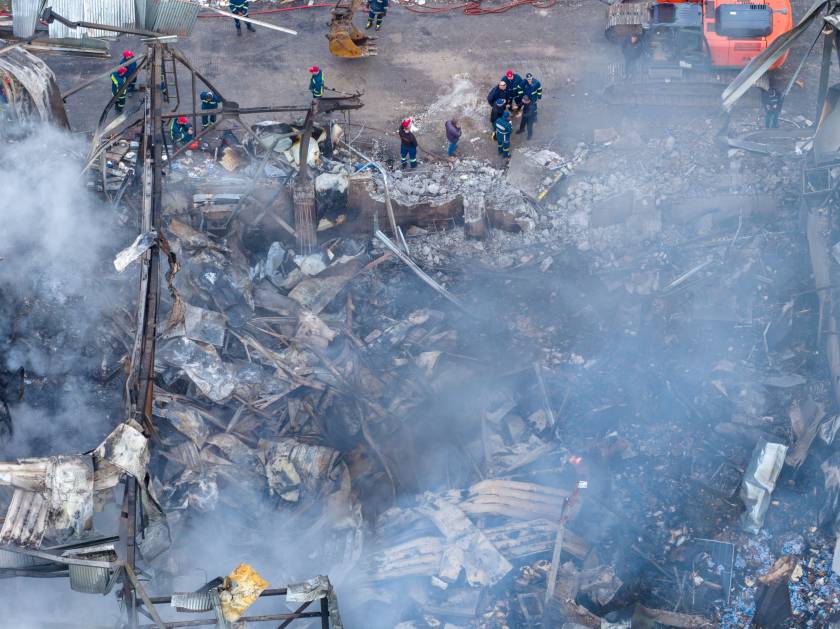 [384089] Η ΕΠΟΜΕΝΗ ΗΜΕΡΑ ΤΗΣ ΠΥΡΚΑΓΙΑΣ ΣΤΟ ΕΡΓΟΣΤΑΣΙΟ ΤΗΣ "ΒΙΟΛΑΝΤΑ" ΣΤΑ ΤΡΙΚΑΛΑ  (ΜΟΤΙΟΝΤΕΑΜ/ΒΑΣΙΛΗΣ ΒΕΡΒΕΡΙΔΗΣ)