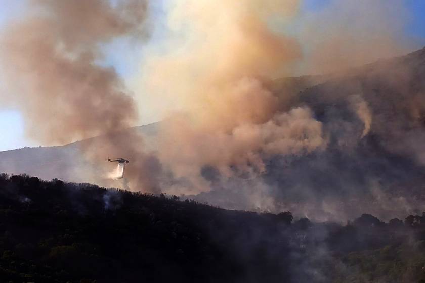 ΠΥΡΚΑΓΙΑ ΣΕ ΔΑΣΙΚΗ ΕΚΤΑΣΗ ΣΤΗΝ ΠΕΡΙΟΧΗ ΑΓΙΑ ΕΛΕΝΗ ΤΡΟΙΖΗΝΙΑΣ