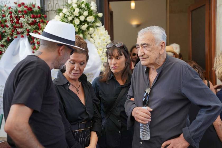 stelios goutis, khdeia, kalogeropoulos