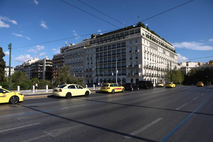 ΑΔΕΙΑ Η ΠΟΛΗ ΤΗΣ ΑΘΗΝΑΣ ΑΝΗΜΕΡΑ ΤΟΥ ΔΕΚΑΠΕΝΤΑΥΓΟΥΣΤΟΥ