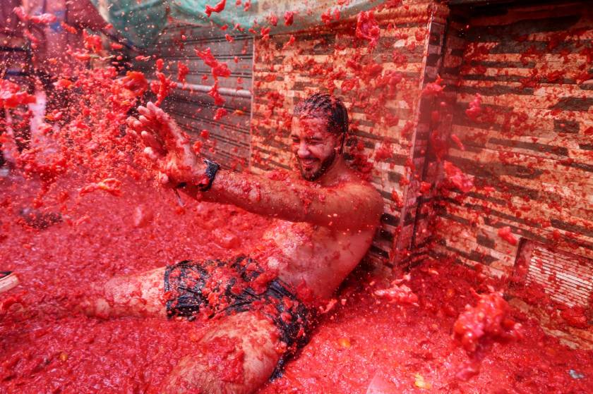 APTOPIX Spain Tomatina