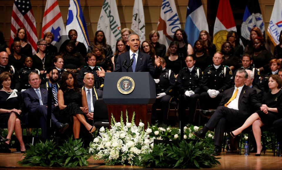 Dallas Obama 2016 07 12T191047Z 1245714668 S1AETPEYIXAA RTRMADP 3 USA POLICE