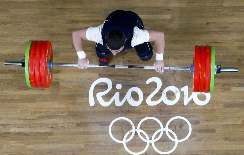 2016 08 11T012521Z 1547410813 RIOEC8B03Y8M2 RTRMADP 3 OLYMPICS RIO WEIGHTLIFTING M 77KG