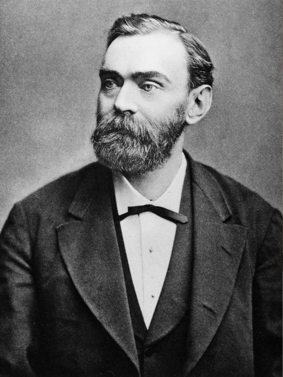 Alfred Nobel3