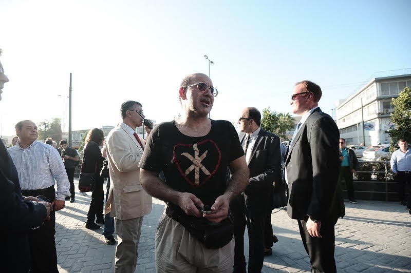 giatros nea dimokratia