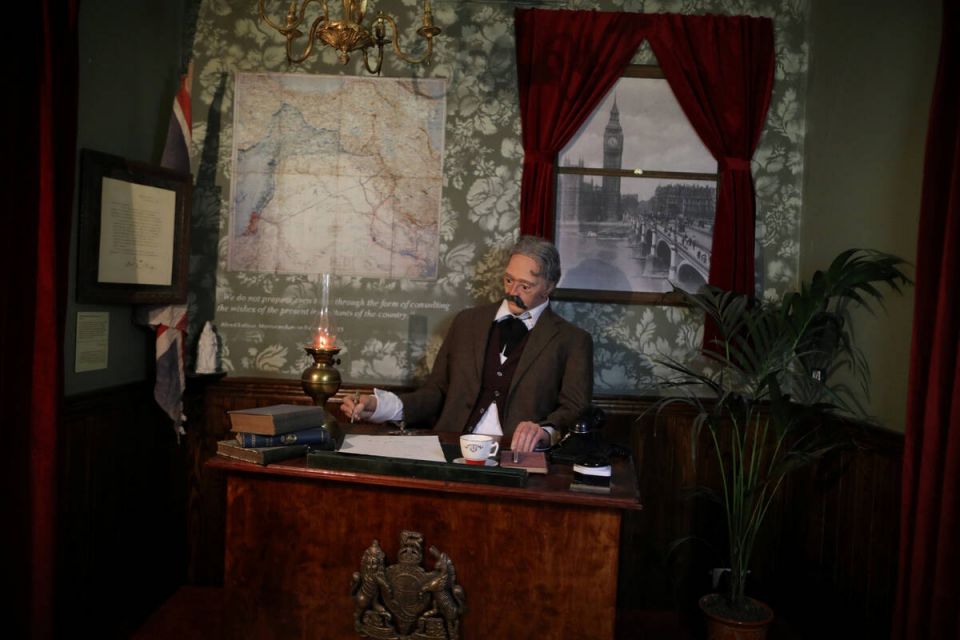 2017 03 03T161447Z 692633996 RC17F588C970 RTRMADP 3 ISRAEL PALESTINIANS BANKSY