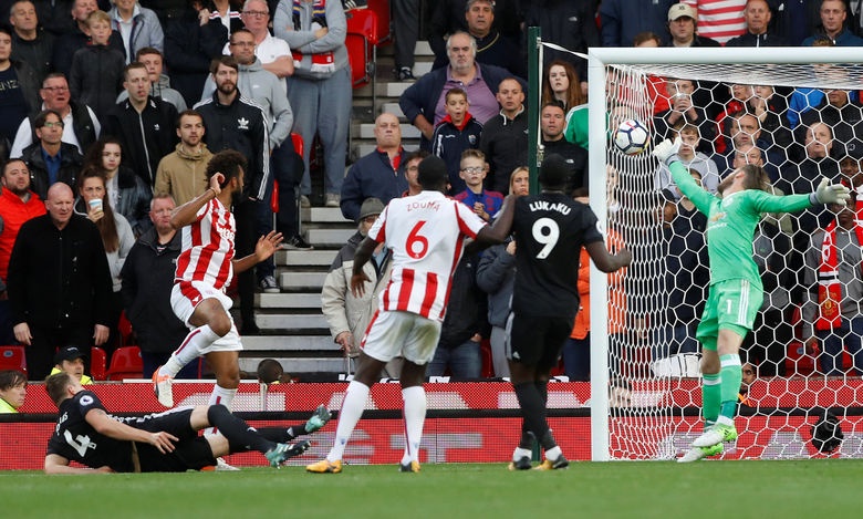 2017 09 09T180237Z 1736479602 RC12FFB6A780 RTRMADP 3 SOCCER ENGLAND STK MUN