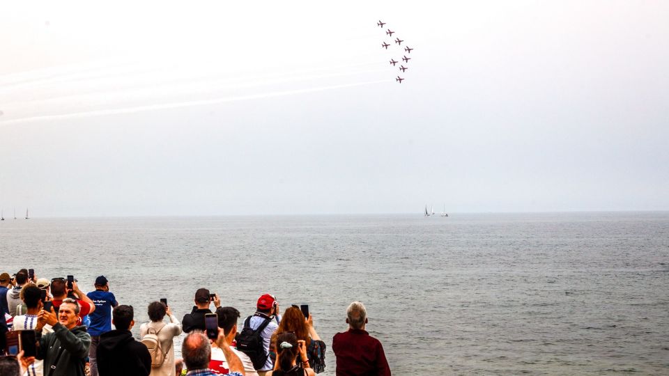 redarrows