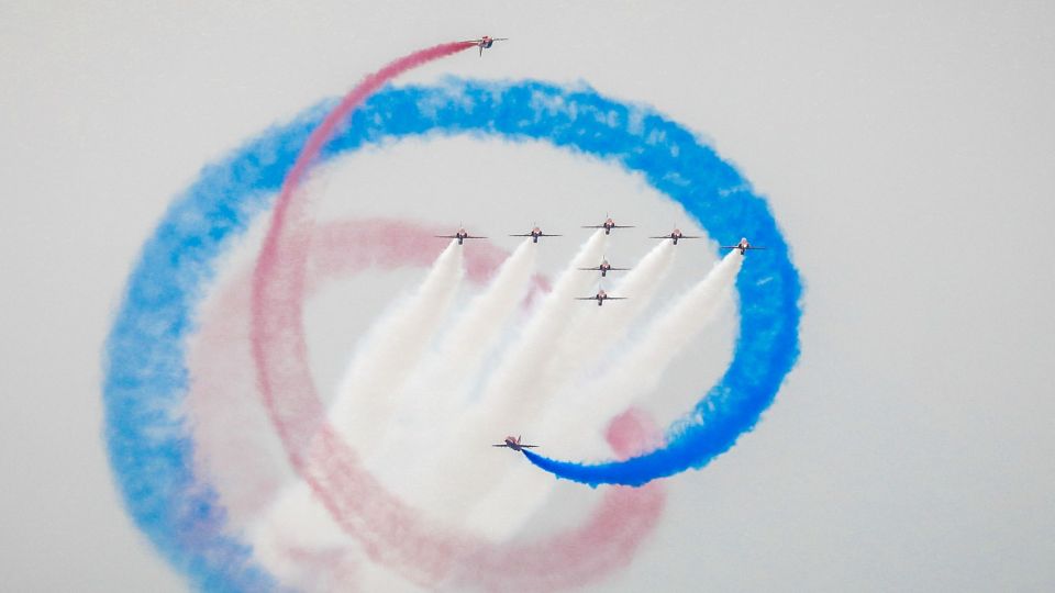 redarrows