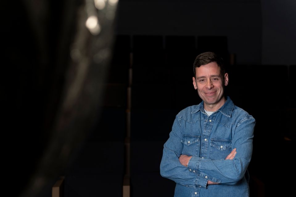 sarakatsanis epi skinis