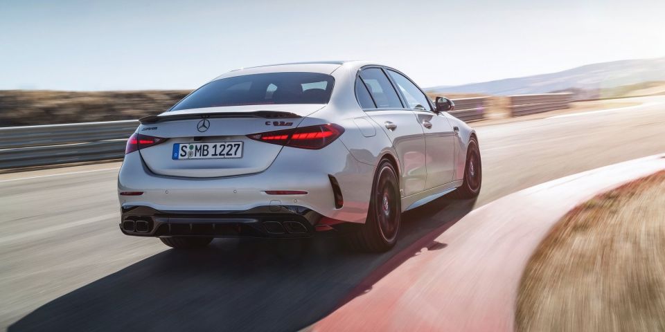 mercedes-c-83-amg-3.jpg