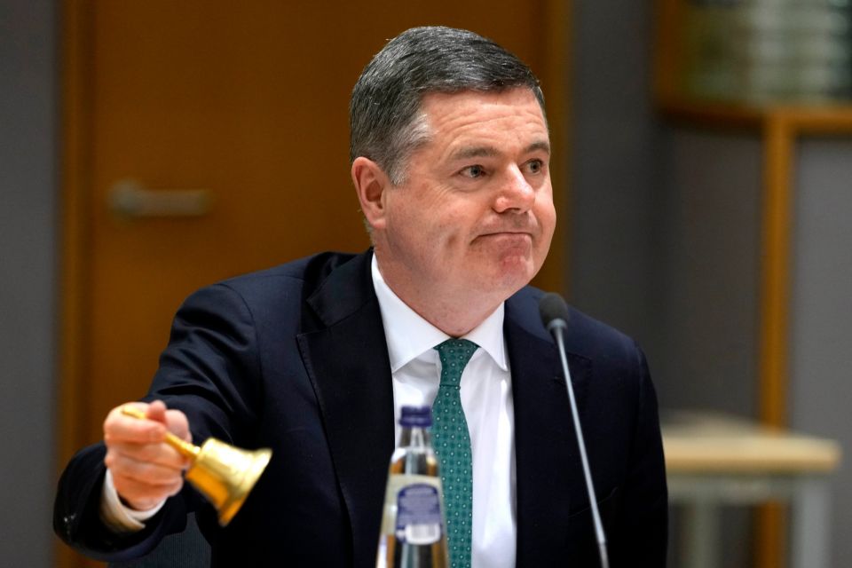 Paschal Donohoe, eurogroup, ntonaxiou
