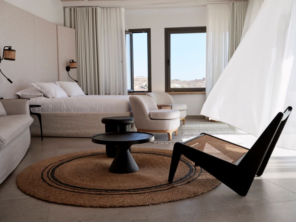 drzamythmykonossuper-paradise-1.jpg