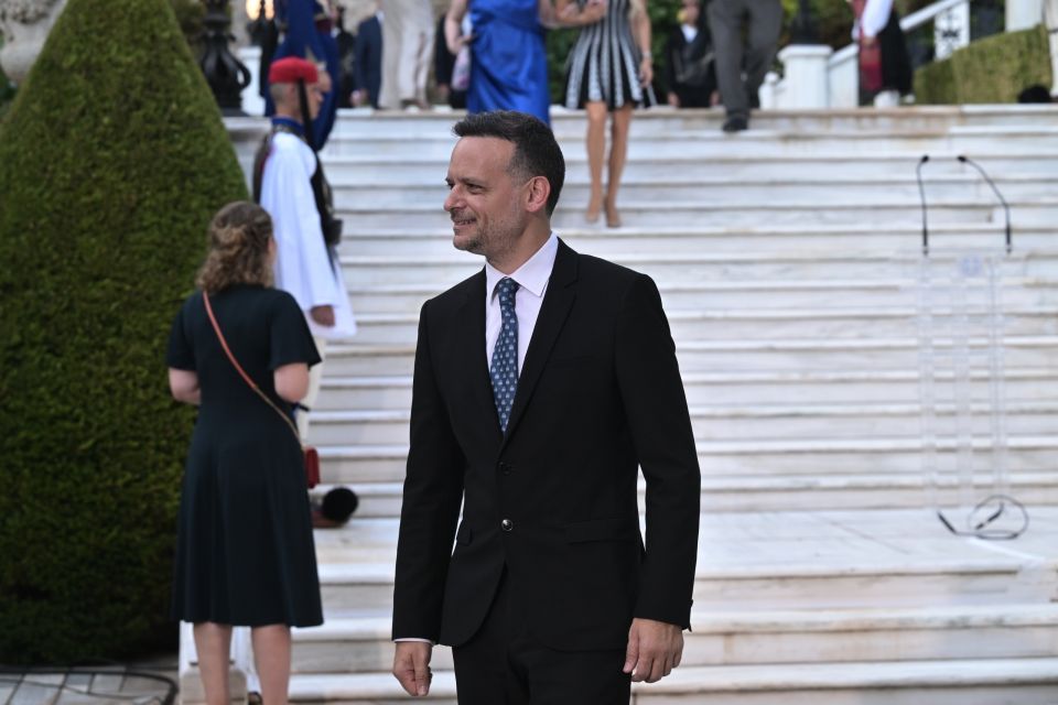 [379384] ΔΕΞΙΩΣΗ ΣΤΟ ΠΡΟΕΔΡΙΚΟ ΜΕΓΑΡΟ ΓΙΑ ΤΗΝ 51η ΕΠΕΤΕΙΟ ΑΠΟΚΑΤΑΣΤΑΣΗΣ ΤΗΣ ΔΗΜΟΚΡΑΤΙΑΣ (ΤΑΤΙΑΝΑ ΜΠΟΛΑΡΗ/EUROKINISSI)