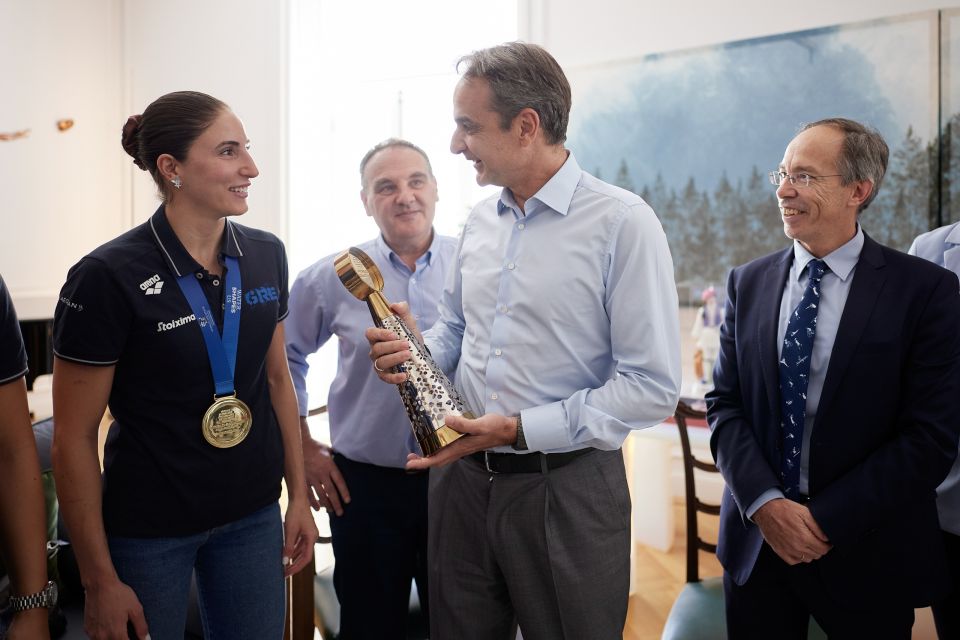 mitsotakis ethniki polo gynaikon