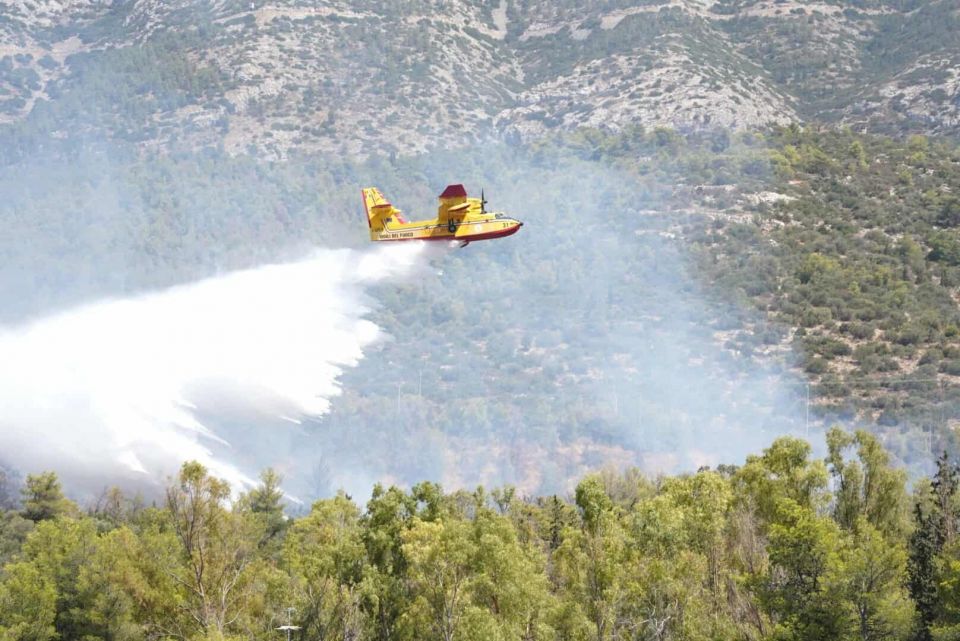 pyrkagia fotia aeroskafos pyrosvestisiki zografou