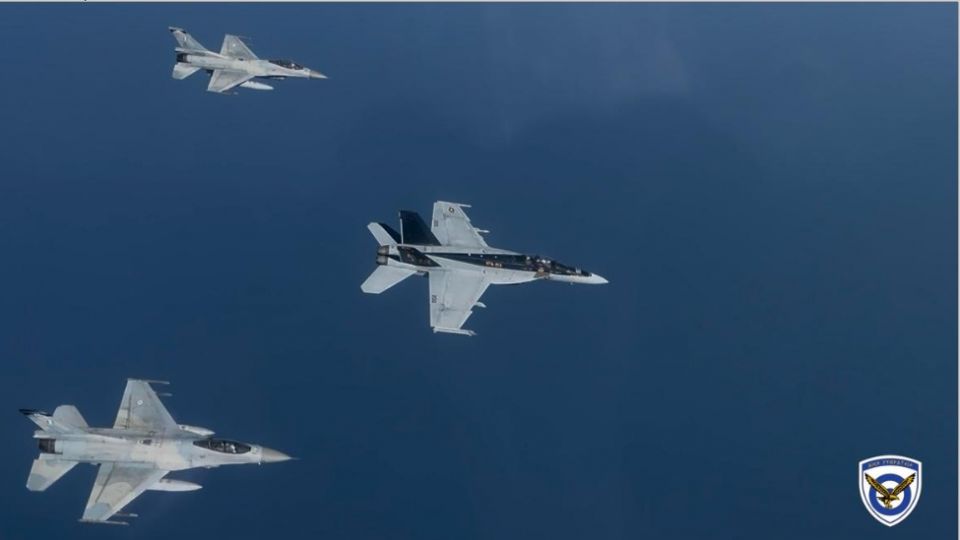 polemiki aeroporia askisi nato