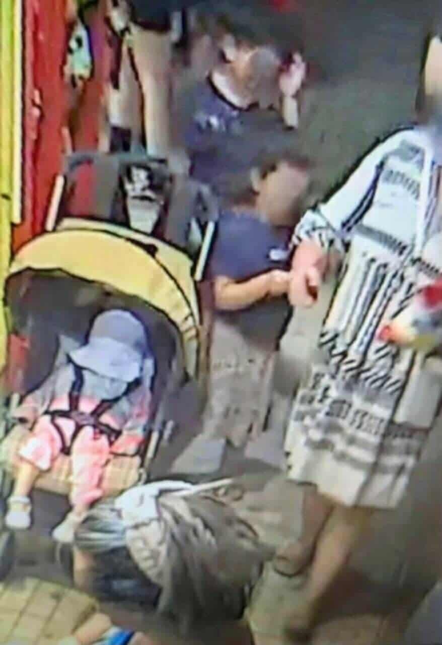 palaio faliro nekro koritsaki.jpg