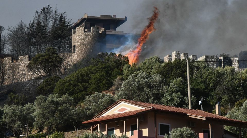 AXAIA, PATRA, FOTIA, PIRKAGIA