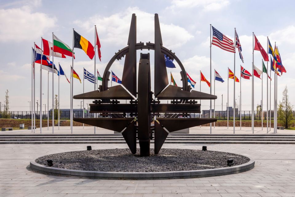 ΝΑΤΟ, NATO edra, sima, simaies