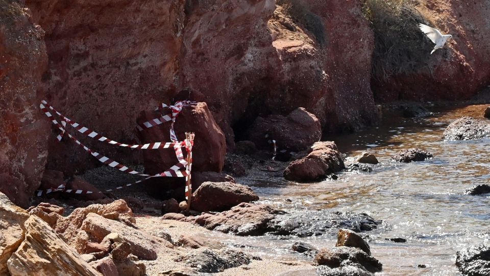 Συναγερμός για χειροβομβίδα στο Καβούρι Αττικής Συναγερμός για χειροβομβίδα στο Καβούρι Αττικής