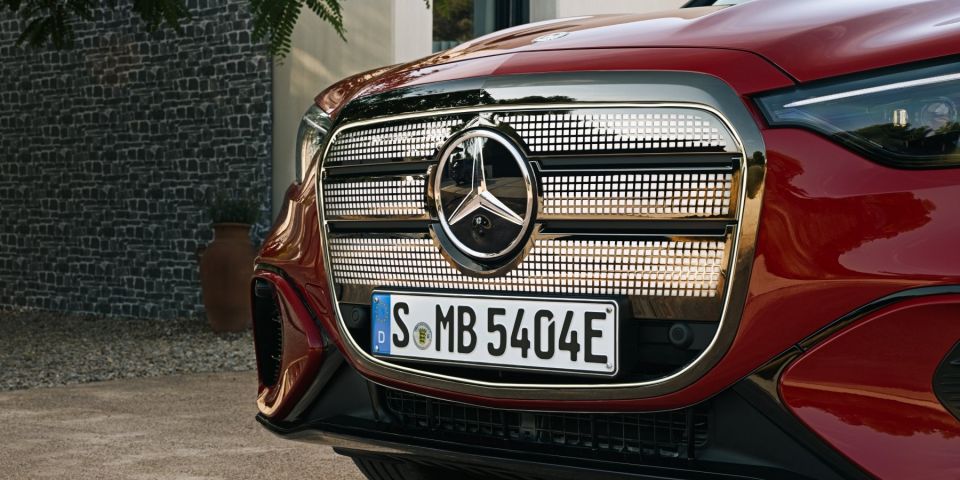 Der neue Mercedes-Benz GLC: kompromisslos όberzeugend The new Mercedes-Benz GLC: Effortlessly uncompromising