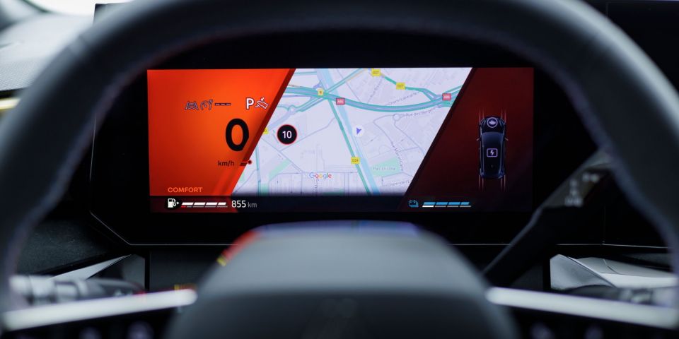 Renault Clio - Esprit Alpine Rouge Absolu - Photos