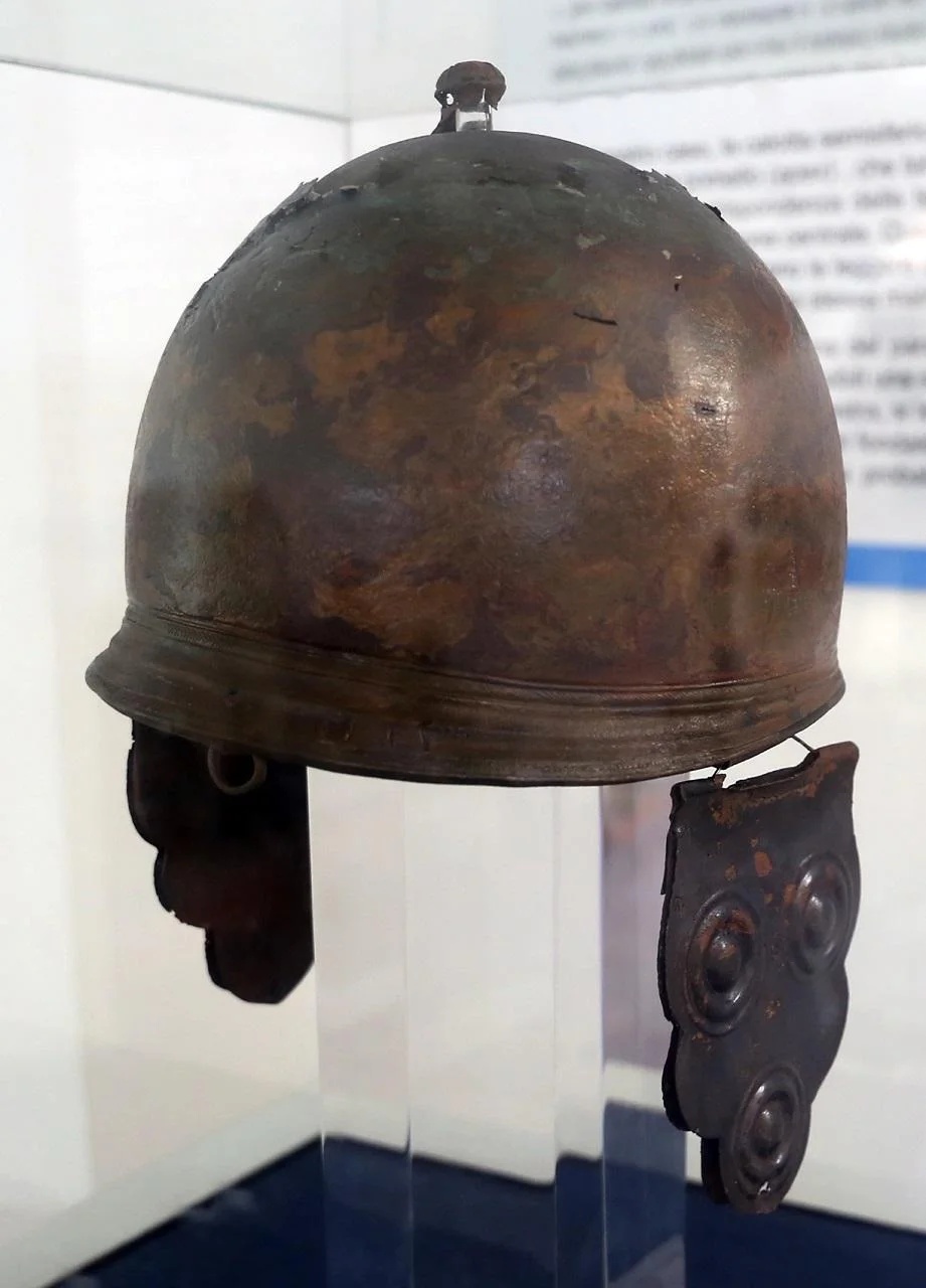 roman-helmet-punic-war-2.jpg