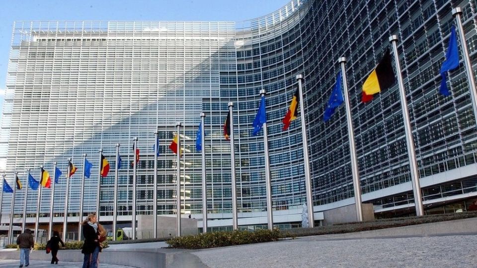Στην τακτική των κυρώσεων επέστρεψε η Δύση – Πόσο θα «πονέσουν» την ρωσική οικονομία Στην τακτική των κυρώσεων επέστρεψε η Δύση – Πόσο θα «πονέσουν» την ρωσική οικονομία