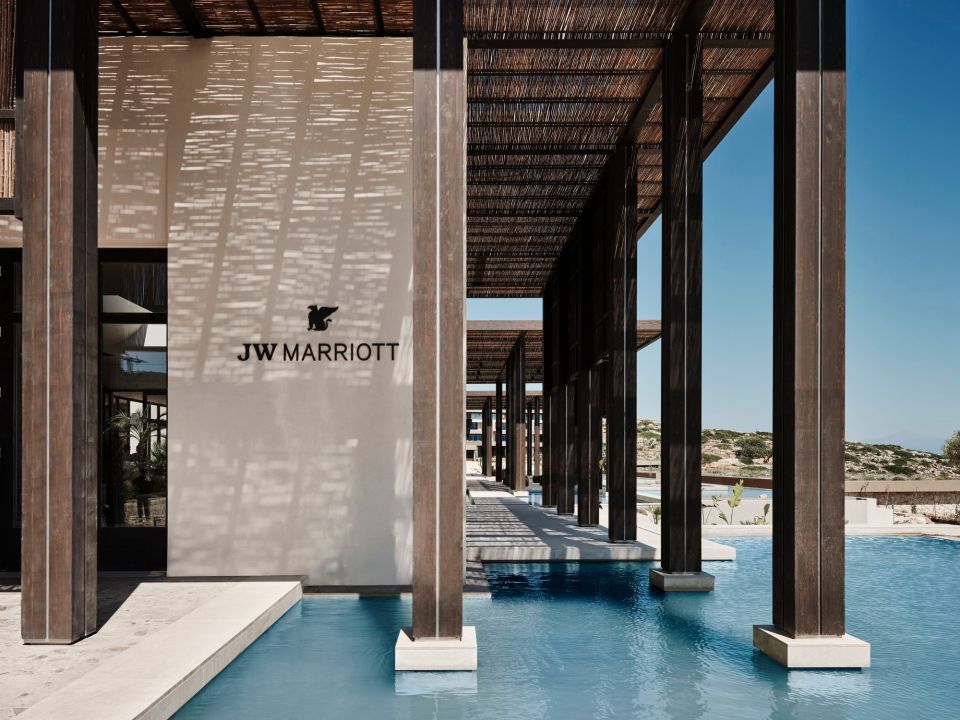jw-marriott-crete-resort-and-spa-entrance.jpg