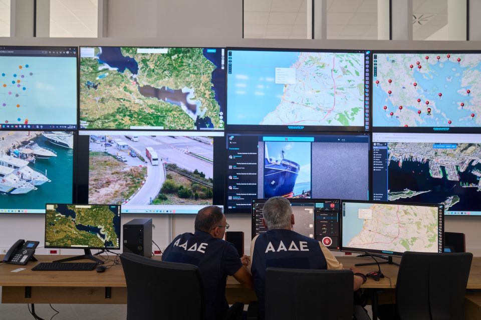 Νέες τεχνολογίες και AI μεταμορφώνουν το φορολογικό της σύστημα της Ελλάδαςv aade elegxoi elegktes eforia