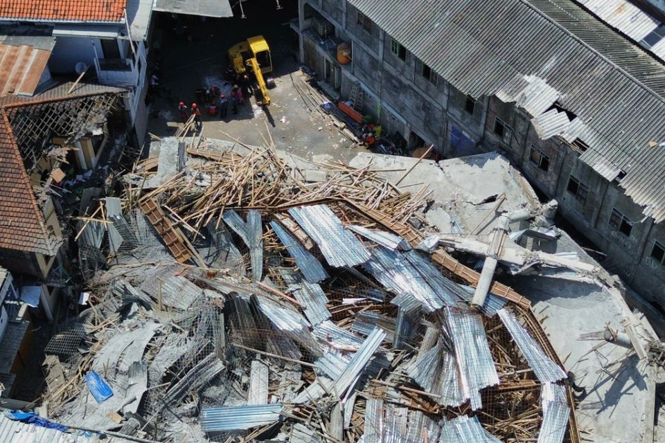 Indonesia School Collapse