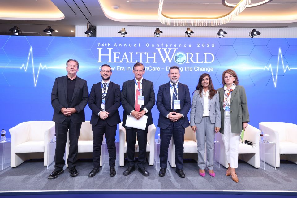 24th-annual-healthworld-conference-2025panel.jpg