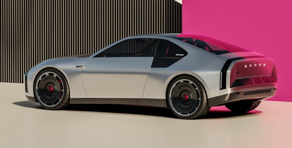 skoda-110-r-concept-2.jpg