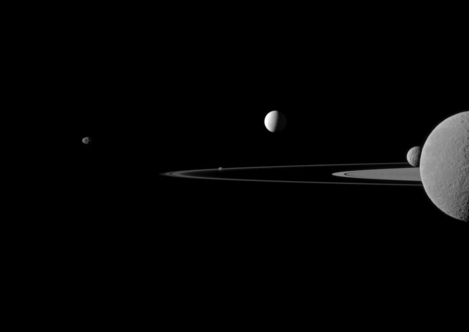 enceladus-nasa.jpg