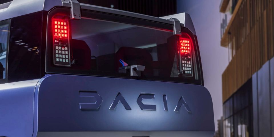 dacia-hipster-10.jpg