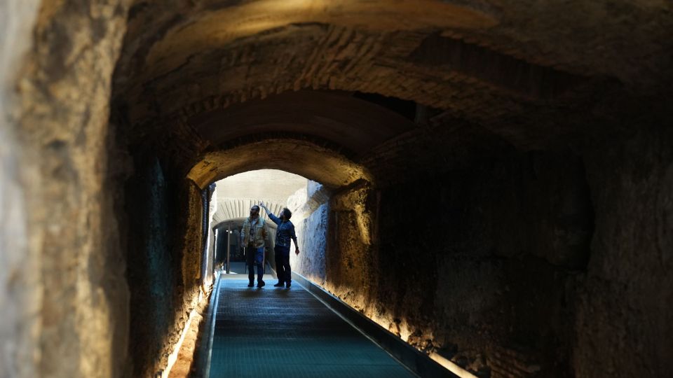 Italy Colosseum Emperor's Passage, Commodus, kolossaio