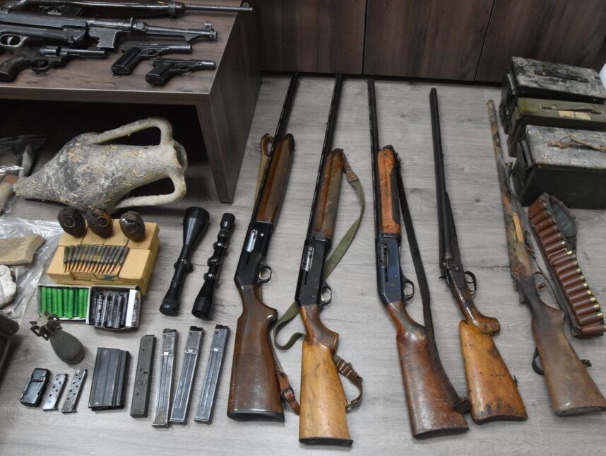 creta one opla arxaiothtes