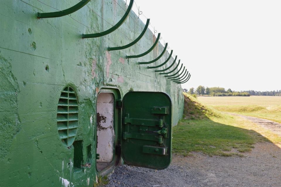 bunker-entrance-a.jpg