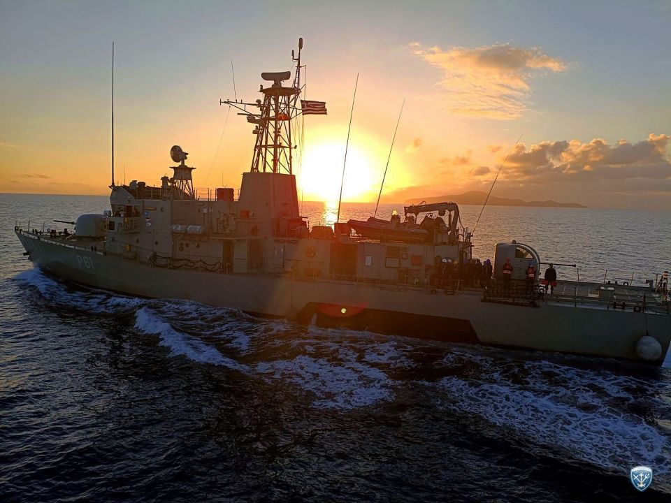 askisi polemiko naftiko