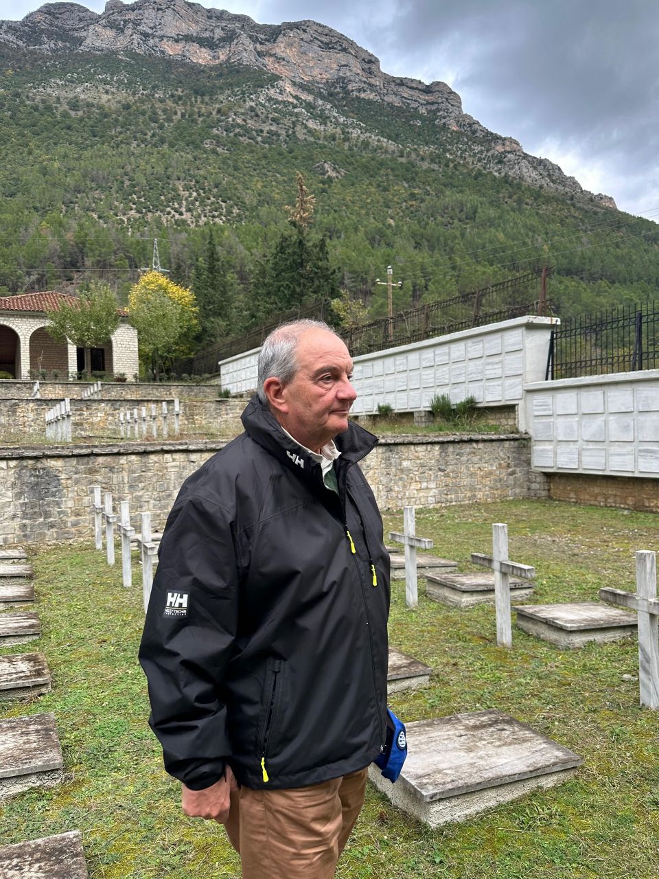 karamanlis1.jpg