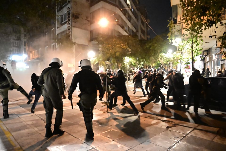 exarheia exarxia epeisodia