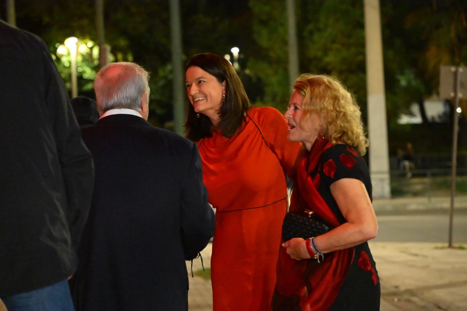 ΚΕΡΑΜΕΩΣ ΓΚΙΛΦΟΙΛ