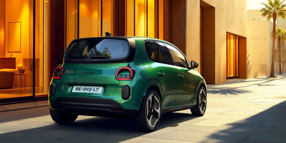 renault-twingo-e-tech-electric-official-16.jpg