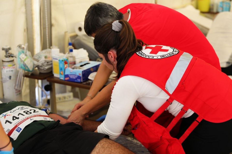 «Ελληνικός Ερυθρός Σταυρός: Ηρωική Παρέμβαση σε 1.320 Έκτακτα Περιστατικά στον Μαραθώνιο!» 3 img7347.jpg