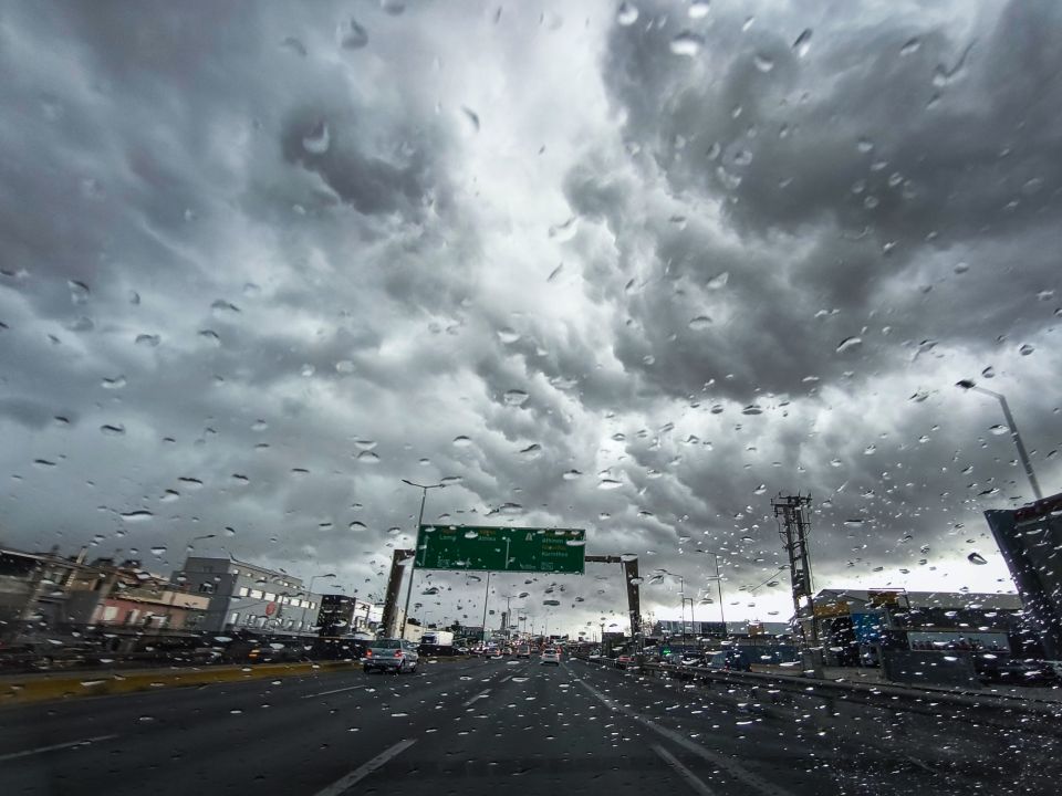 kakokairia athina vrochi