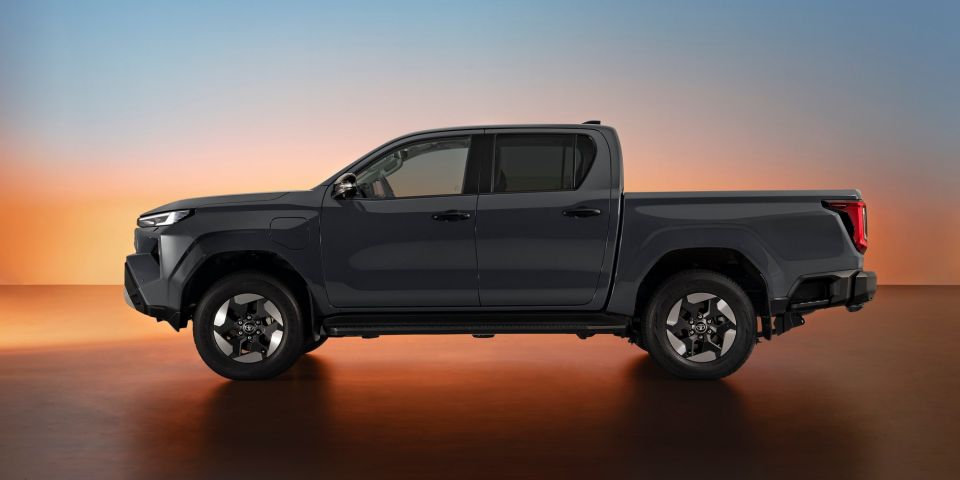 toyota-hilux-2025-4.jpg